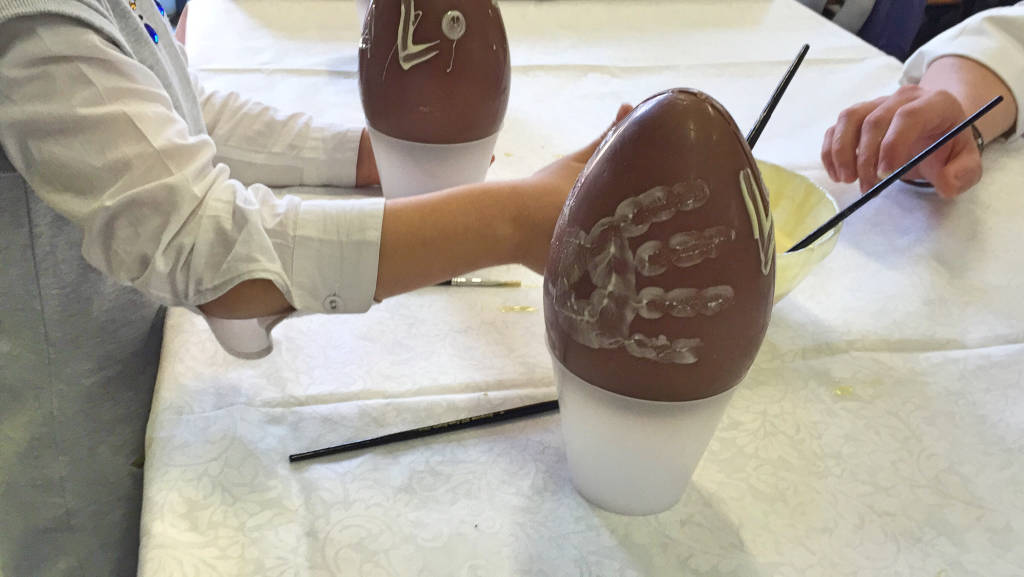 Bimbi mastri cioccolatai alla scuola materna Dalla Chiesa