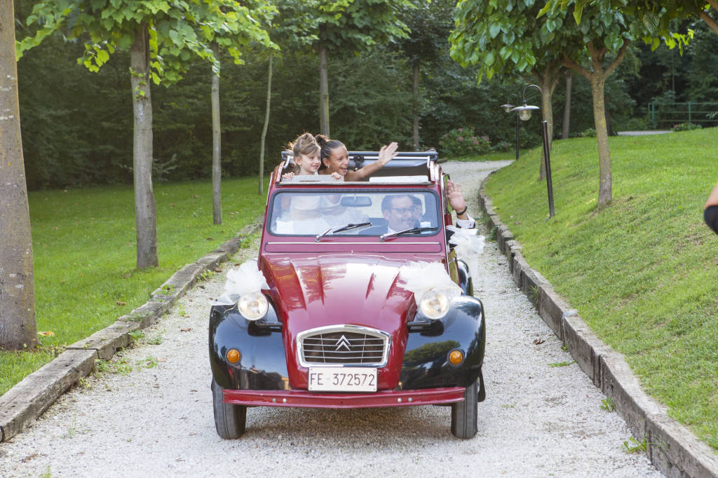 Paola e Gianni con Rebecca e Noemi