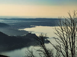 Al sorgere del Sole sul Lago Maggiore