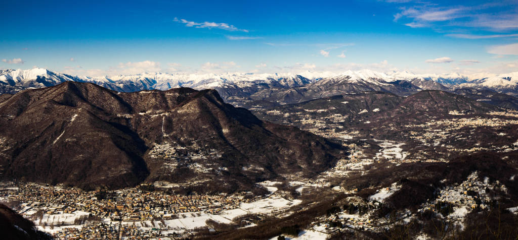 Panorama invernale dal Forte di Orino