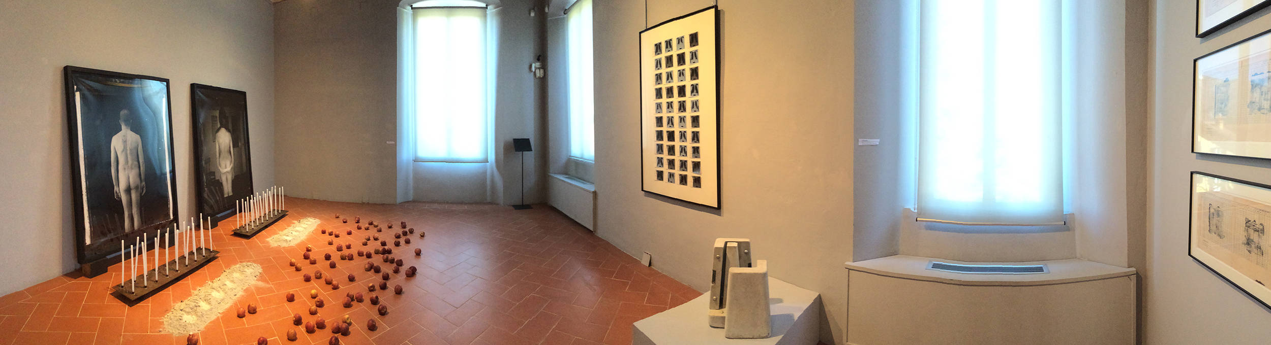 Aperta al Museo di arte moderna e contemporanea del Castello di Masnago la mostra sulla ricerca fotografica Catalogo interiore del contemporaneo. Il corpo e il luogo.