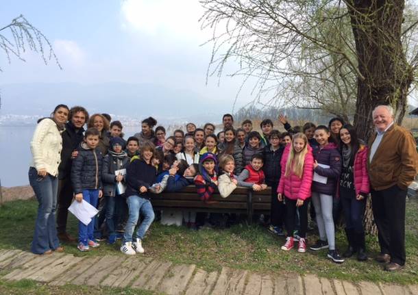 I ragazzi della scuola media dei Salesiani in visita a Cazzago Brabbia