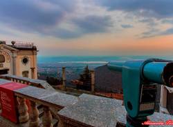 Il Sacromonte nei primi giorni di Primavera al tramonto