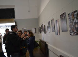 Le fotografie degli studenti in mostra in stazione