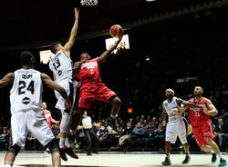 Obiettivo Lavoro Bologna - Openjobmetis Varese 76-67