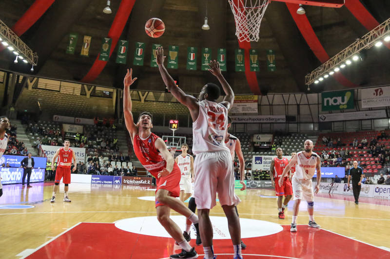 Openjobmetis Varese - Anversa Giants 92-81