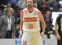Openjobmetis Varese - Enel Brindisi 80-69