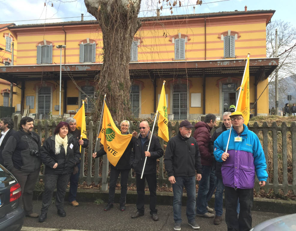 Porto Ceresio - manifestazione ferrovia