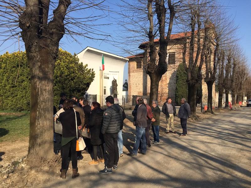 Protesta via 22 marzo Samarate