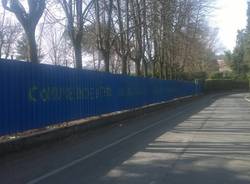 Scritte contro il sindaco Astuti