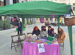 Un gazebo lilla contro i disturbi alimentari 