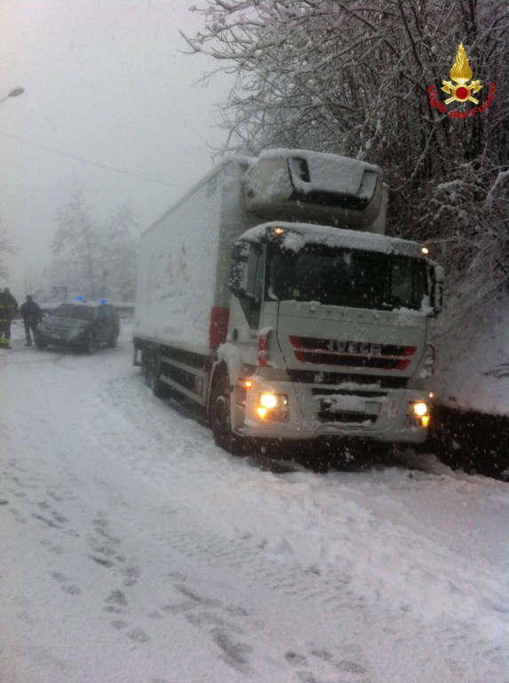 vigili del fuoco neve