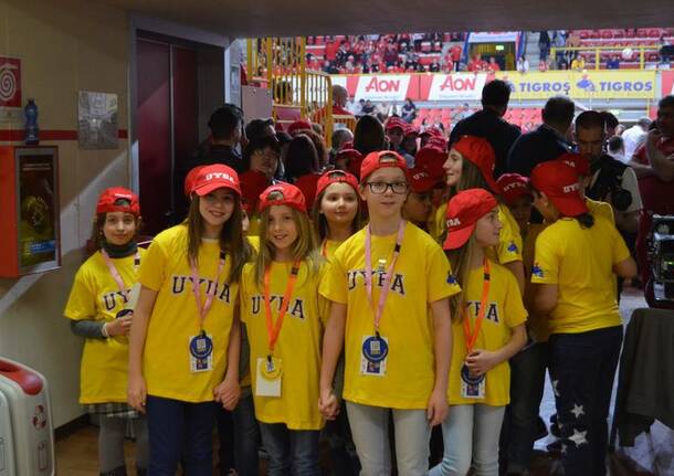 Tigros premia le scuole vincitrici del concorso “Disegna la tua borsa”