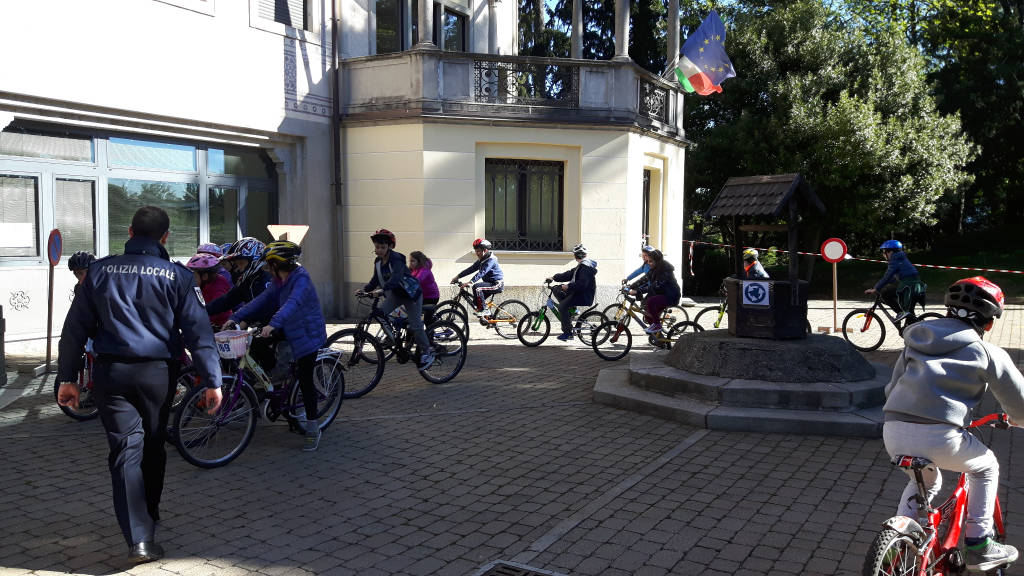Educazione stradale a Villa De Strens