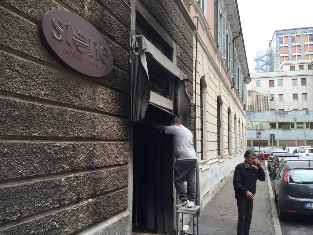 esplosione bar stone busto arsizio