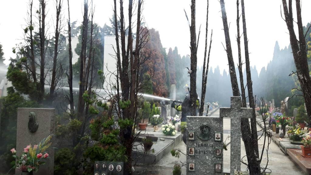 Incendio cimitero Gallarate