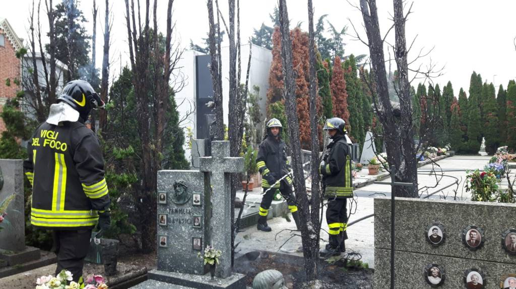 Incendio cimitero Gallarate