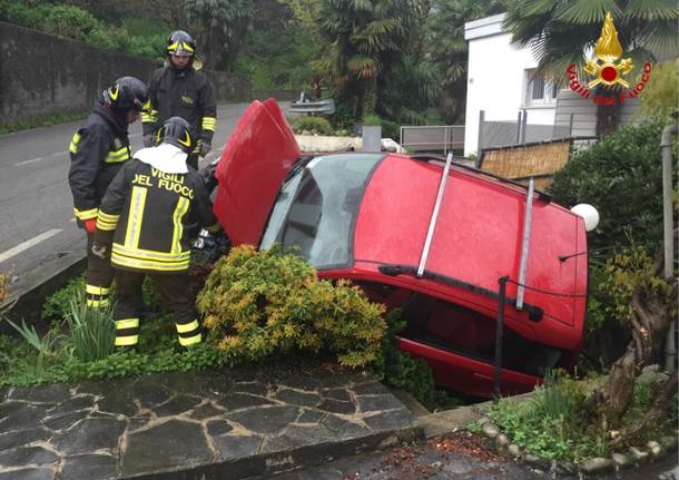 incidente stradale Germignaga domenica 17 aprile