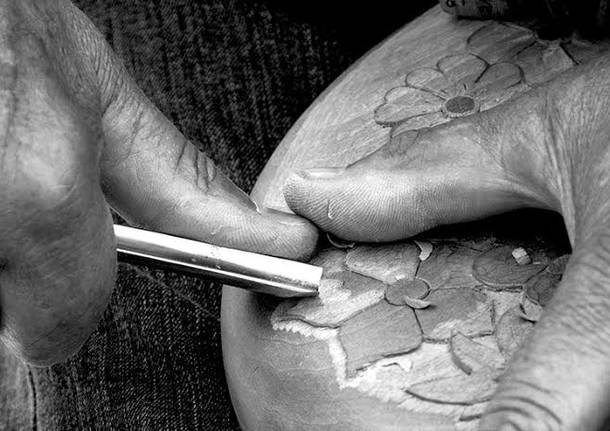 intagliare il legno