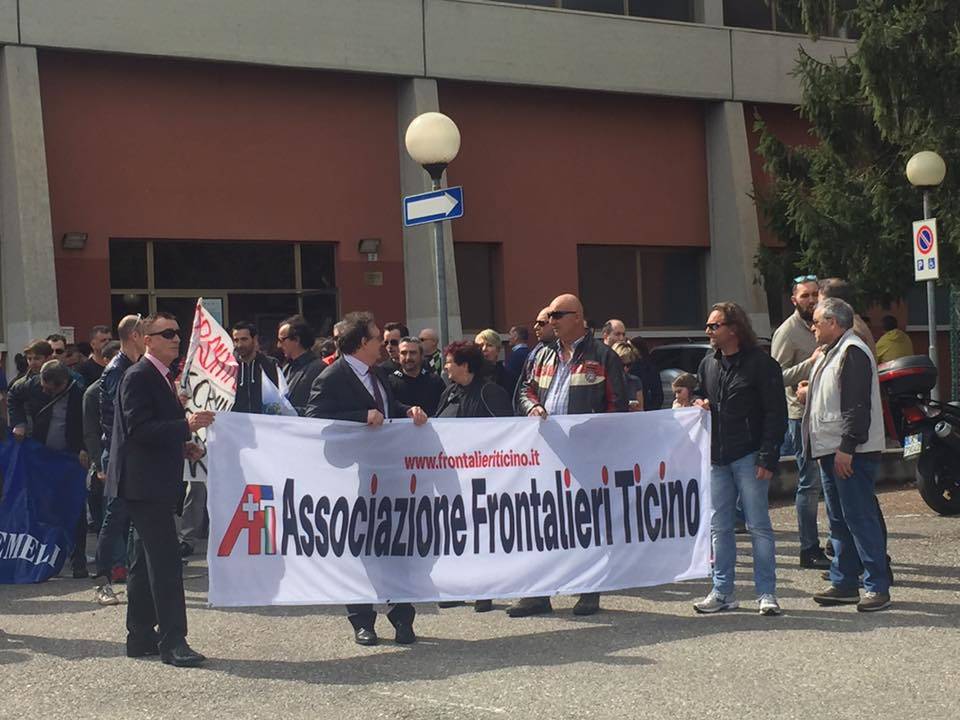 La protesta dei frontalieri