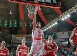 Openjobmetis Varese - Giants Anversa 105-93