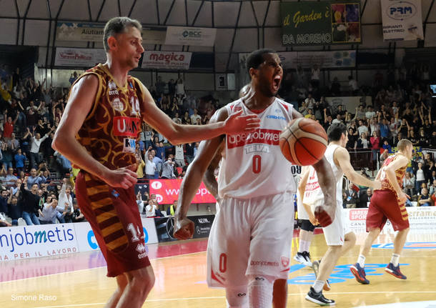 Openjobmetis Varese - Umana Venezia 79-68