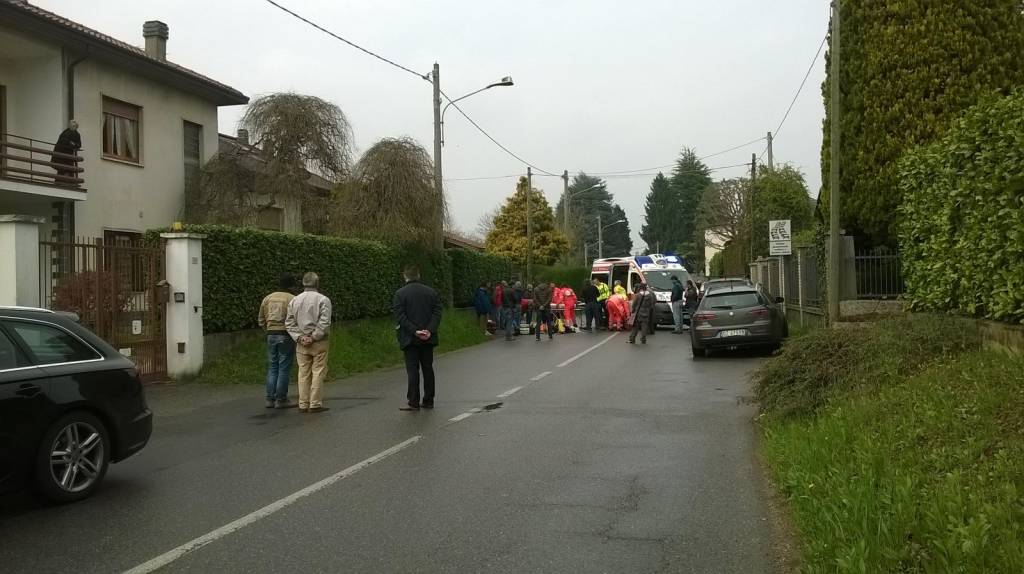 Pedone investito a Vedano Olona