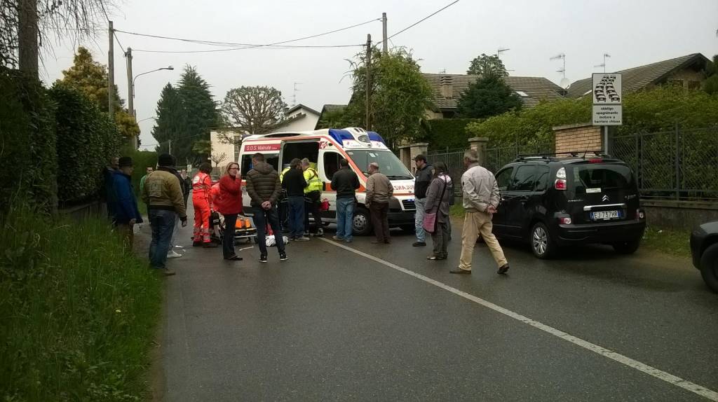 Pedone investito a Vedano Olona