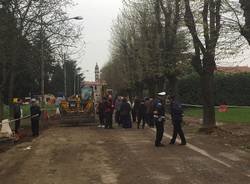 Protesta tigli Samarate 4 aprile