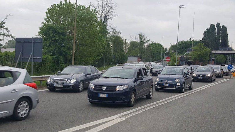 traffico lainate arese 17 aprile 2016