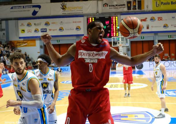 Vanoli Cremona - Openjobmetis Varese 70-79