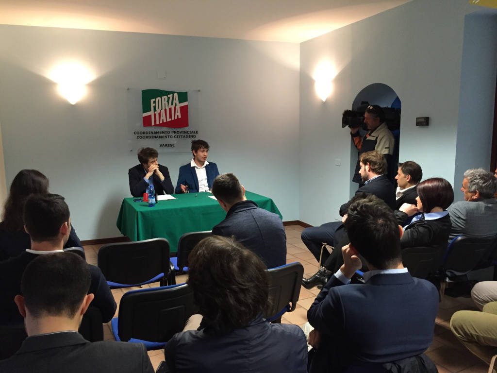 Varese - incontro di forza italia giovani