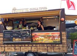 Arriva Lo street lake food festival