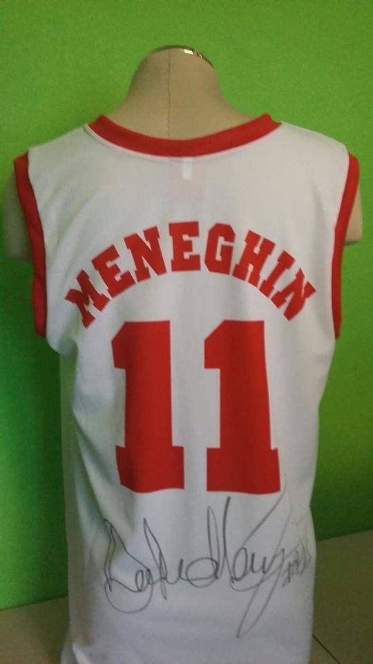 Fuck The Cancer, l\'asta benefica entra nel vivo