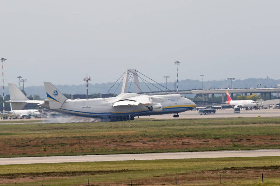 Antonov 225