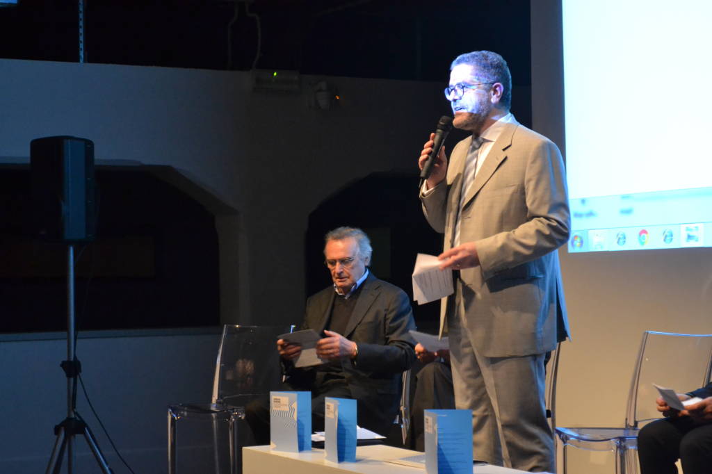 Premio Gallarate: la folla dell\'inaugurazione