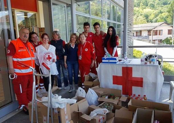 croce rossa luino raccolta fondi maggio 2016