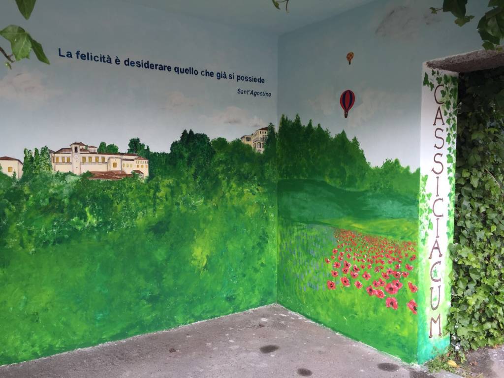 Dipinto pensilina del bus di Casciago