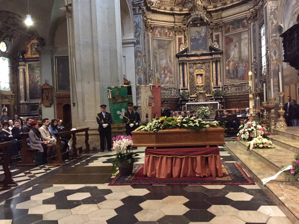 Funerale Renato Scapolan