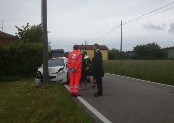 incidente stradale gornate olona venerdì 13 maggio