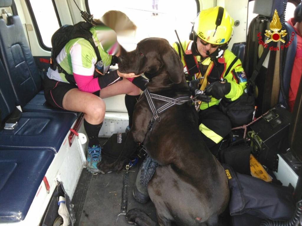 Intervento del reparto volo per soccorso a persone in provincia di Verbania
