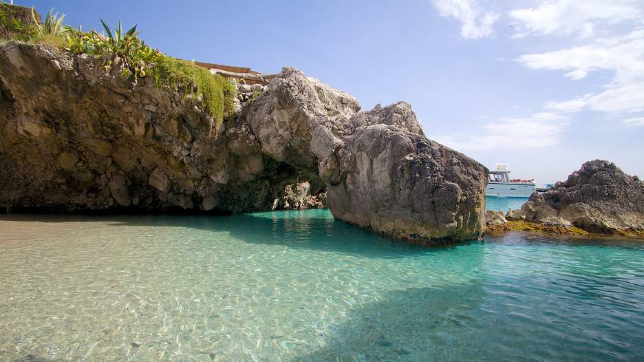 L'Italia, un mare da bollino blu