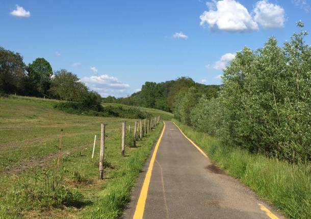 la pista ciclabile cuveglio - rancio valcuvia