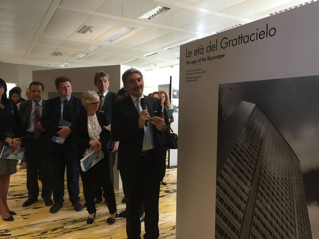 Mostra sul Pirellone