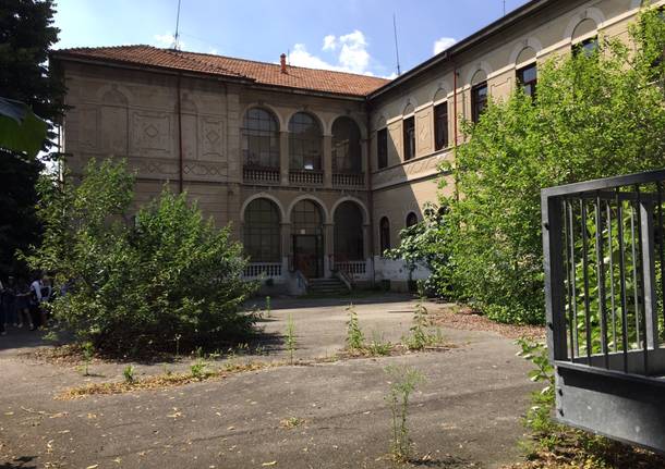 Biblioteca alle vecchie scuole via Bottini Gallarate