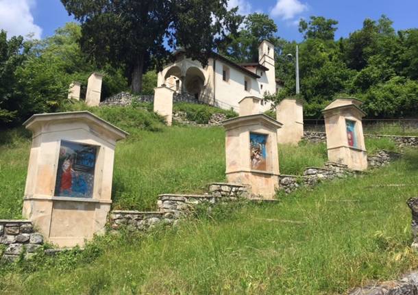 La via Crucis di Sant’Anna