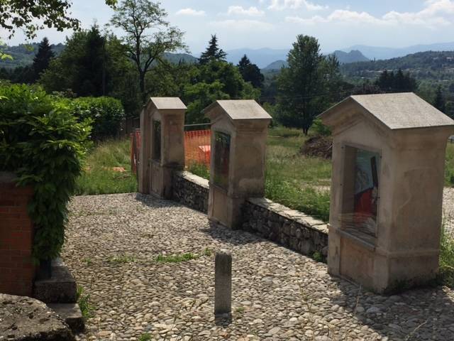 La via Crucis di Sant\'Anna