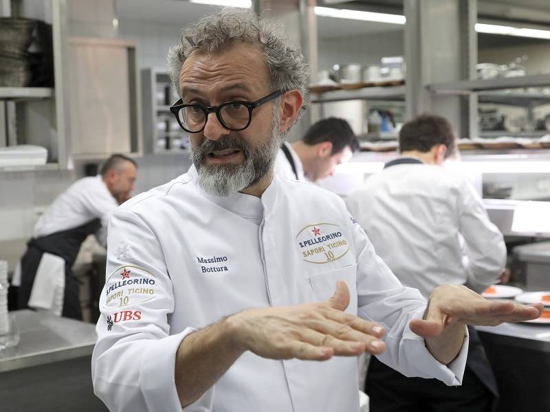 Massimo Bottura all\'opera