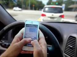 cellulare in auto