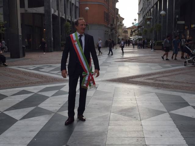 emanuele antonelli sindaco busto arsizio